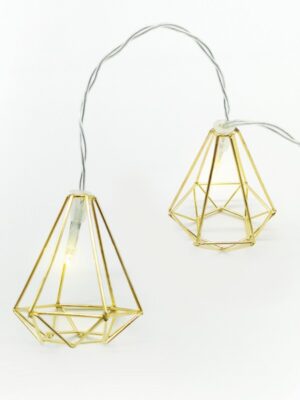 ΔΙΑΚΟΣΜΗΤΙΚΑ ΛΑΜΠΑΚΙΑ ΣΕ ΣΧΗΜΑ ΔΙΑΜΑΝΤΙΟΥ ΜΕΤΑΛΛΙΚΑ ΧΡΥΣΑ 10 LED ΣΕ ΣΕΙΡΑ ΘΕΡΜΟ ΛΕΥΚΟ ΜΠΑΤΑΡΙΕΣ 3xΑΑ ΜΕ ΚΑΛΩΔΙΟ ΔΙΑΦΑΝΟ 300mm IP20 1350mm