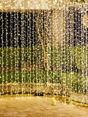 ΛΑΜΠΑΚΙΑ ΚΟΥΡΤΙΝΑ 240 LED 20x12 ΣΕΙΡΕΣ ΘΕΡΜΟ ΛΕΥΚΟ ΜΕ ΑΝΤΑΠΤΟΡΑ 31VDC & ΔΥΝΑΤΟΤΗΤΑ ΕΠΕΚΤΑΣΗΣ MAX 2 ΣΕΤ ΜΕ ΚΑΛΩΔΙΟ ΔΙΑΦΑΝΟ IP44 2000x1000mm