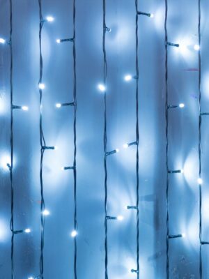 ΛΑΜΠΑΚΙΑ 240 LED ΣΕ ΣΕΙΡΑ ΨΥΧΡΟ ΛΕΥΚΟ ΣΤΑΘΕΡΑ ΚΑΟΥΤΣΟΥΚ ΜΕ ΔΥΝΑΤΟΤΗΤΑ ΕΠΕΚΤΑΣΗΣ MAX 8 ΣΕΤ & ΚΑΛΩΔΙΟ 1.5m IP65 2000x1000mm